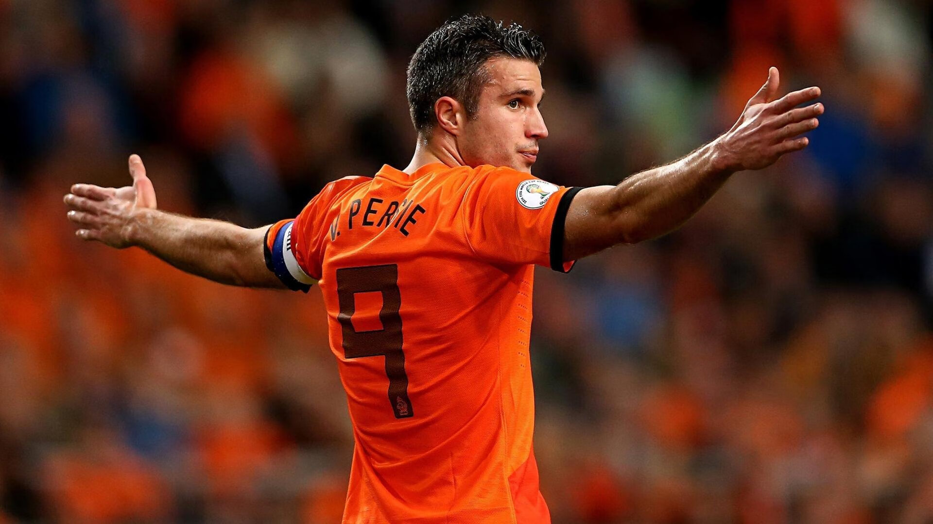 乐鱼体育平台app下载-浓眉中距离稳定输出湖人保持比分领先，浓眉在湖人