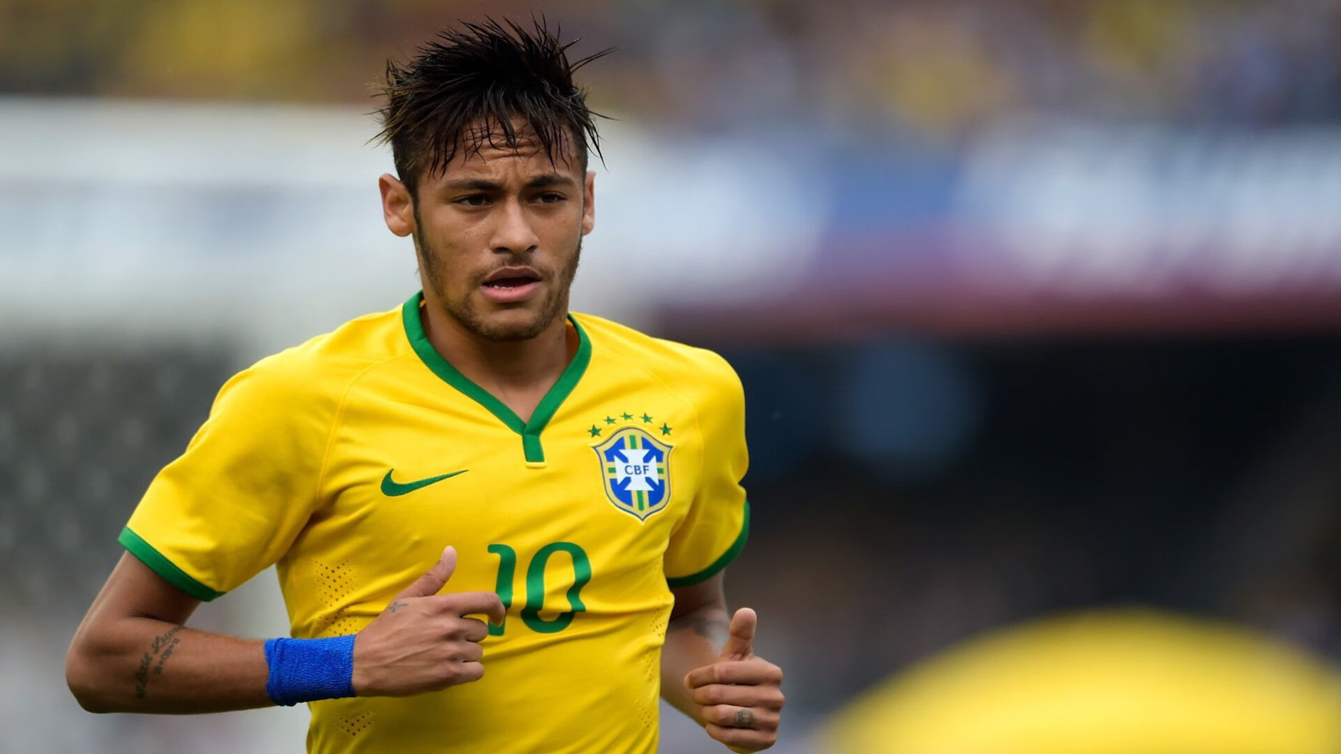 体育新闻中心打造全球领先的体育新闻数据平台，体育新闻客户端